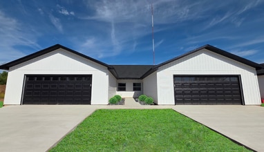 Building Photo - 1677-1679 Amy St