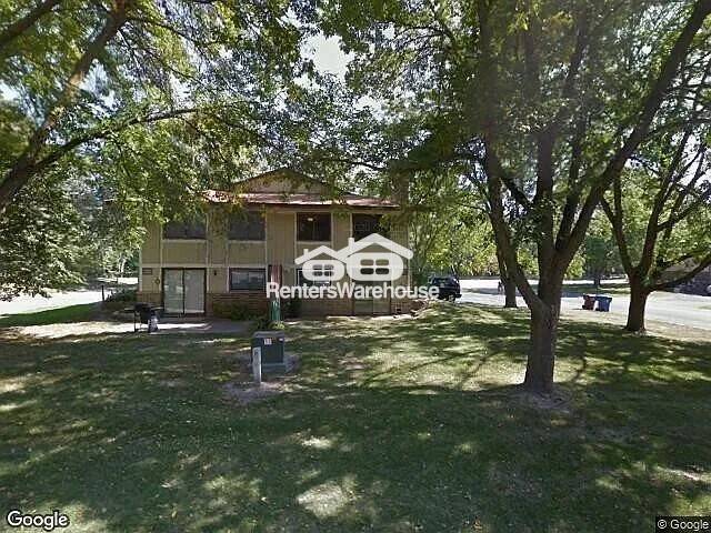 Foto del edificio - GREAT 2BD/1.5BA TOWNHOUSE IN MAPLE GROVE