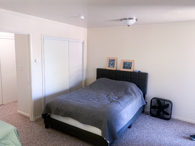 Photo - 922 Academy Ave Apartment