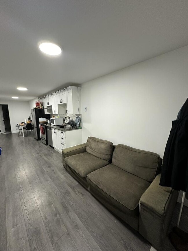 Building Photo - 3510 Rue De Bullion