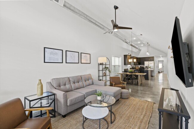 Foto del edificio - 423 E 2nd St