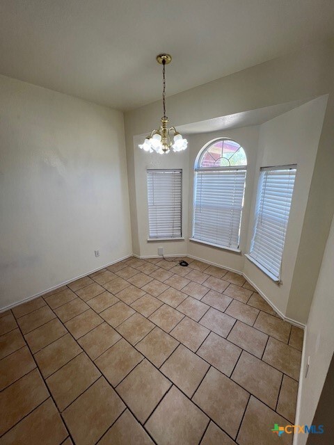 Building Photo - 3414 Crescent Dr