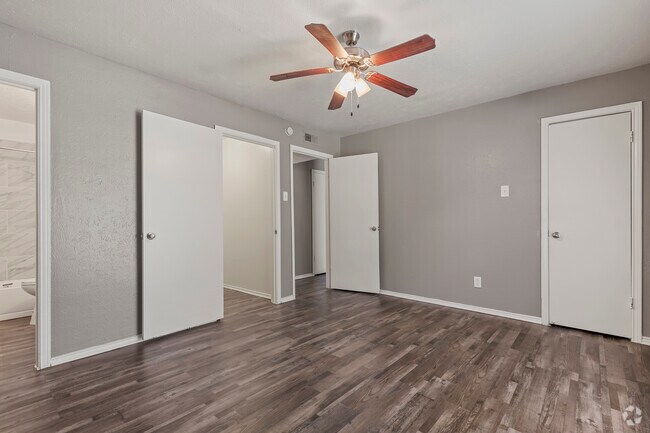2HAB, 2BA - 1095SF (B2) - Primer habitación - Monaco Valley
