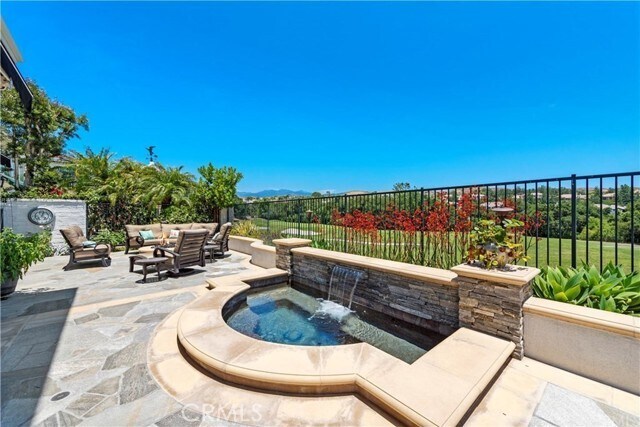Building Photo - 18 Castle Pines