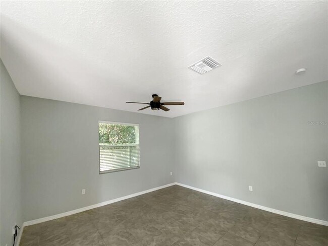 Building Photo - 3943 Claybrook Dr