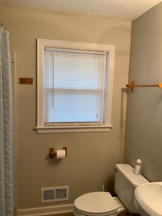 Foto del edificio - 1230 Floyd Ave SW