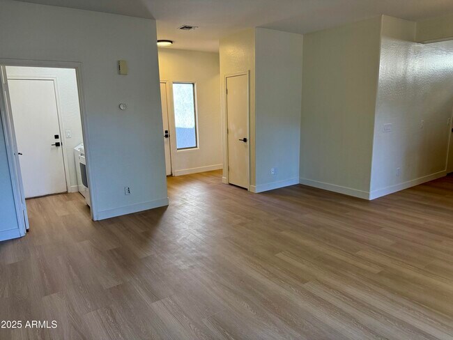 Foto del edificio - 21143 E Roundup Way
