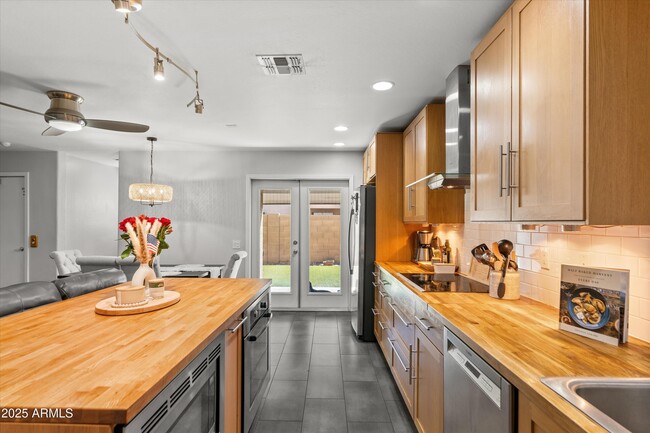 Foto del edificio - 15649 N 29th Pl