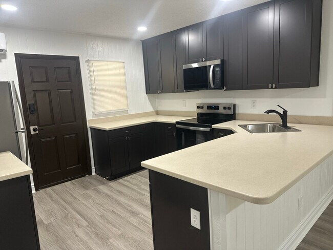 Foto del edificio - 86124 Bladon Rd