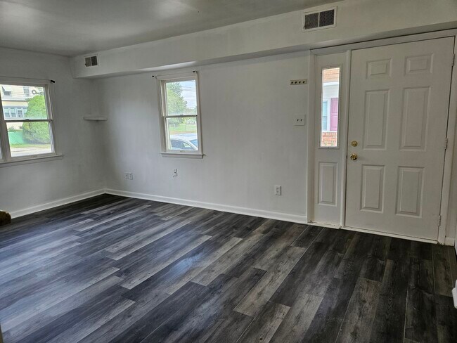 Foto del edificio - 806 W Oak Ln