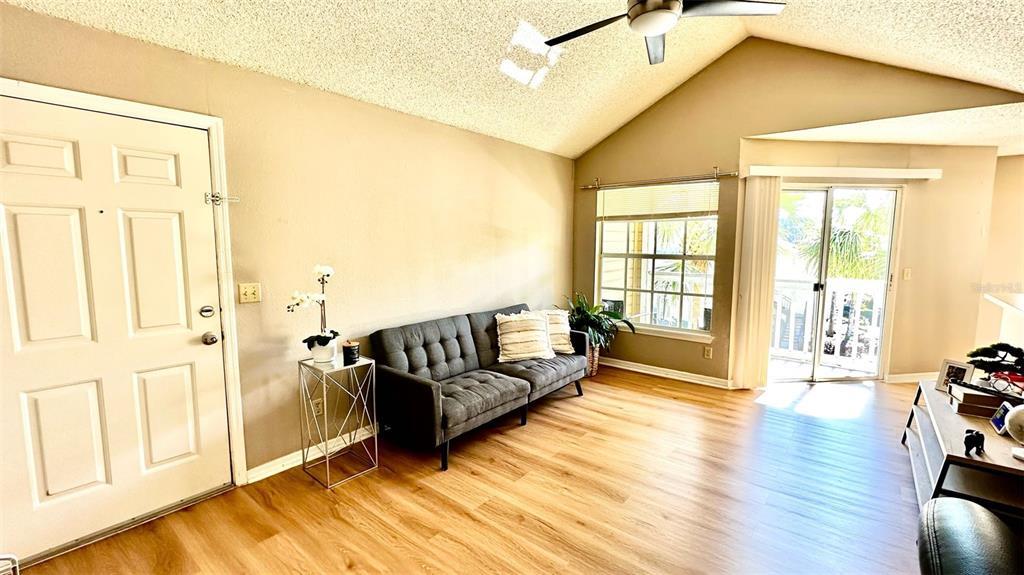 Foto principal - 1065 S Hiawassee Rd
