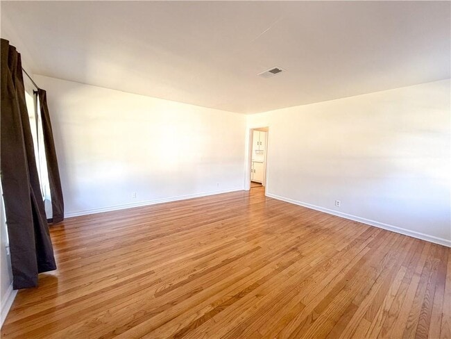 Building Photo - 2361 S Salvia St