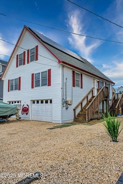 Building Photo - 45 Sylvia Ln