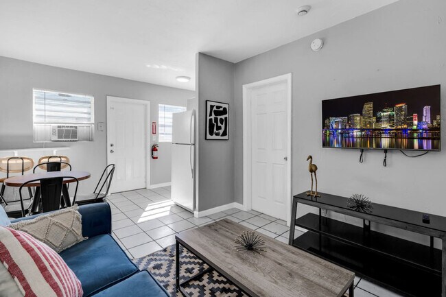 Foto del edificio - 105 SW 5th Ct