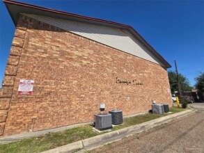 Building Photo - 12 S Bryan Rd