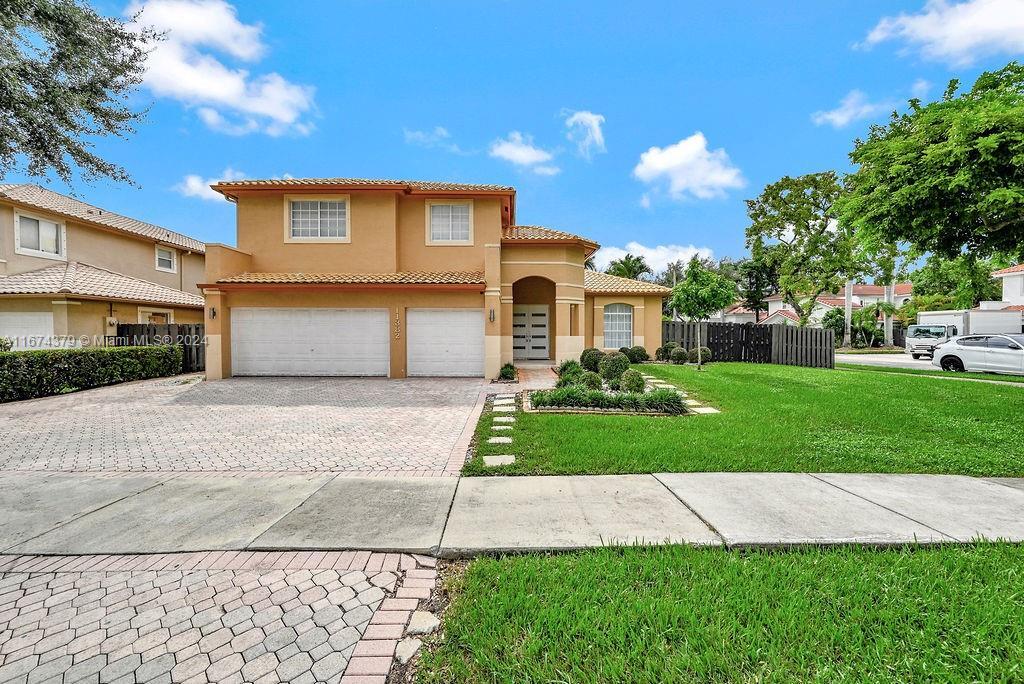 Foto principal - 11382 NW 65th St