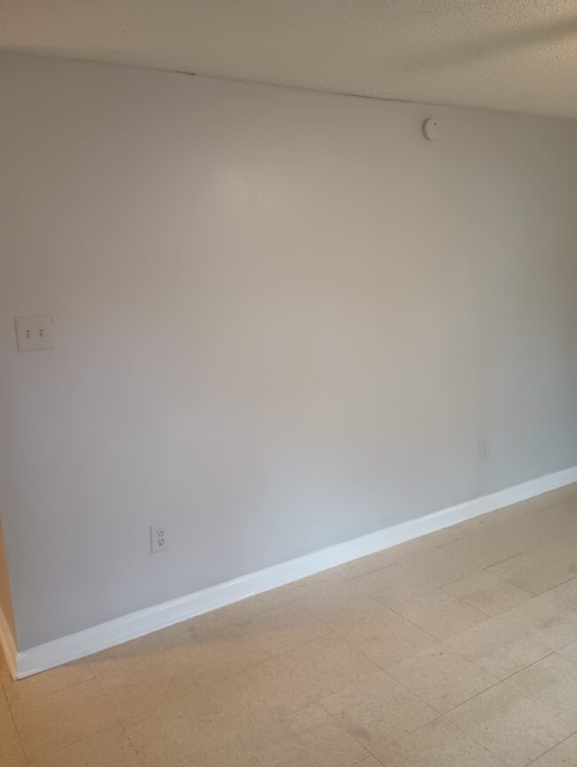 Building Photo - 112 Cooksey Ave