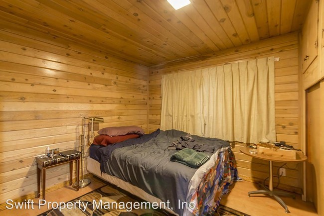 Building Photo - 13749 Bear Mountain Rd