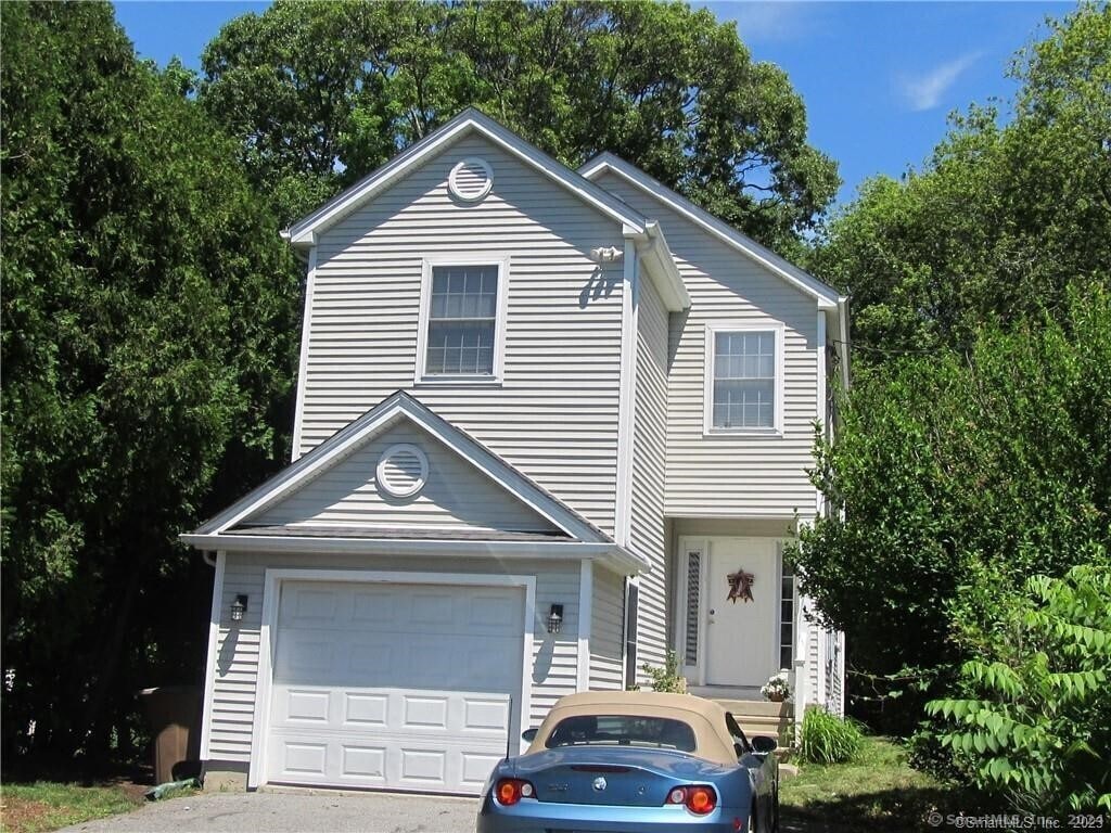 Primary Photo - 7 Park Ct