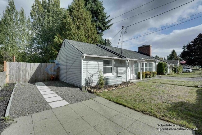 Building Photo - 23407 Hedlund Ave