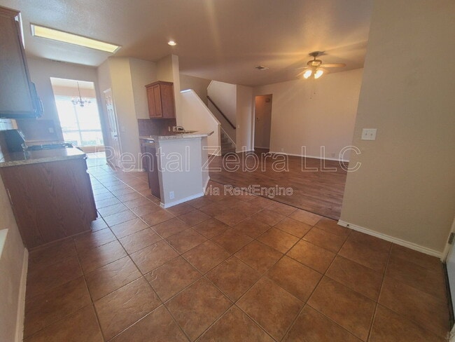 Foto del edificio - 8062 Raleigh Dr