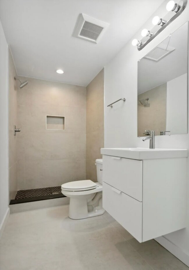 Foto del edificio - 721 N Dekalb St