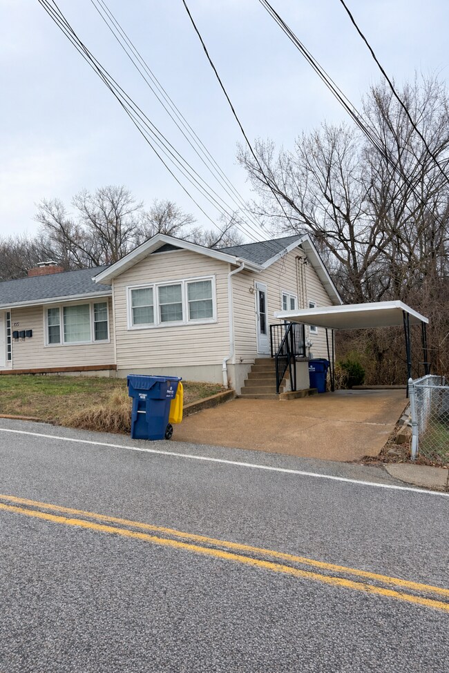 Foto del edificio - 215 N Ninth St