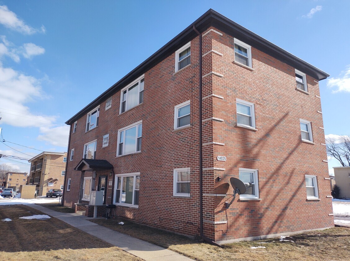 Primary Photo - 14035 S Stewart Ave