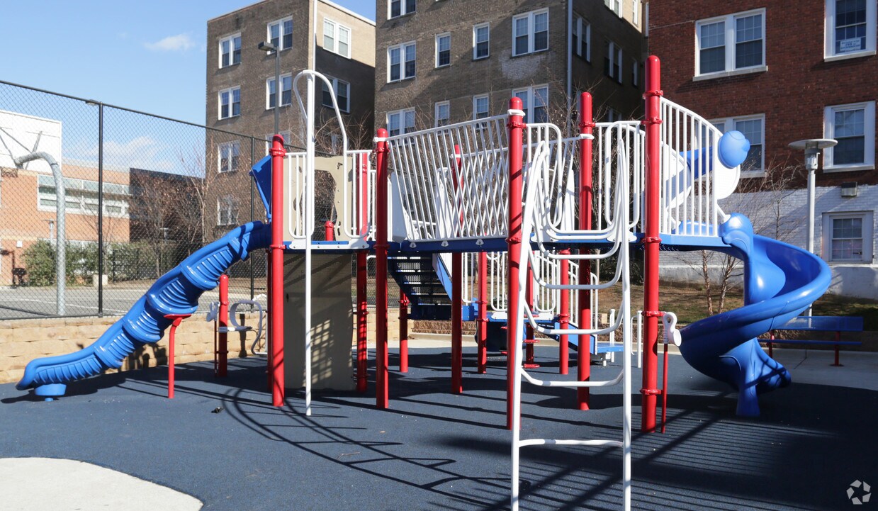 The Ritz Apartments in Washington, DC