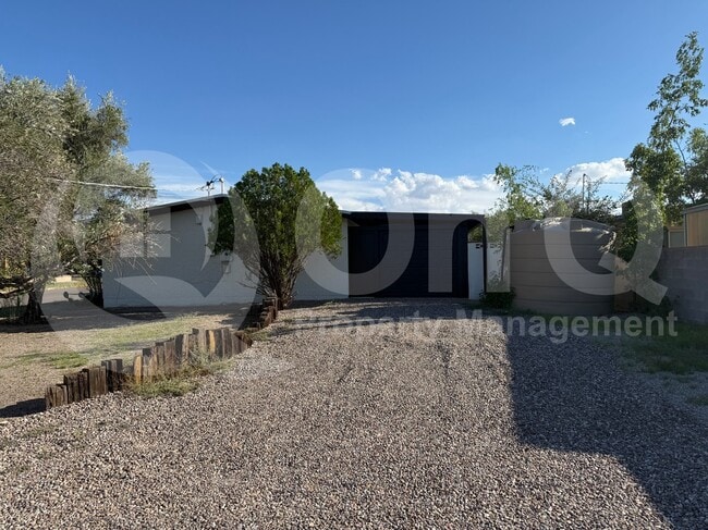 Building Photo - 1717 N Highland Ave