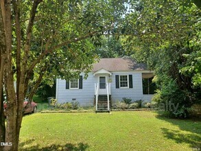 Building Photo - 706 Van Buren Rd
