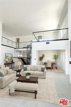 Building Photo - 20568 Edgewood Ct