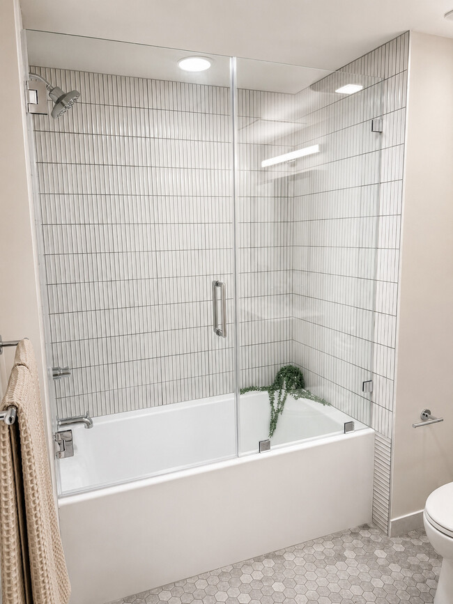 Bathroom 1 - Hive Barrington