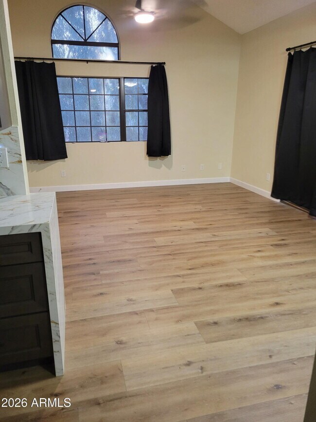 Foto del edificio - 8888 N 47th Ave