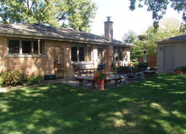 Building Photo - 2187 Scott Rd