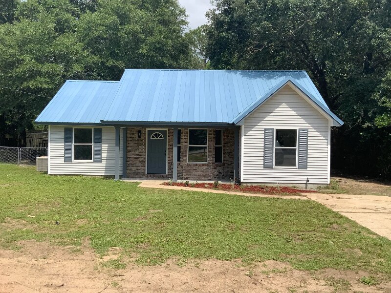 Primary Photo - 5809 Pinecrest Rd