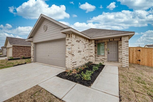 Building Photo - 7347 Greenbriar Cayon Ln