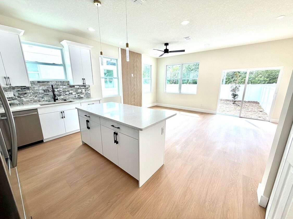 Photo - 3614 Temple St (Tampa, FL)