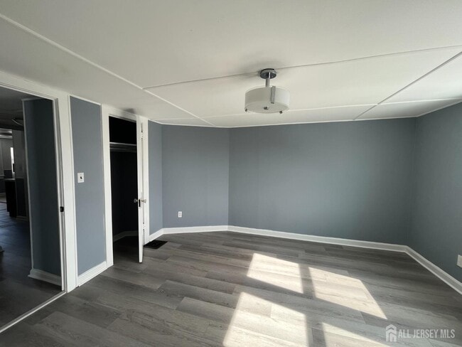 Foto del edificio - 7 Bound Brook Ave