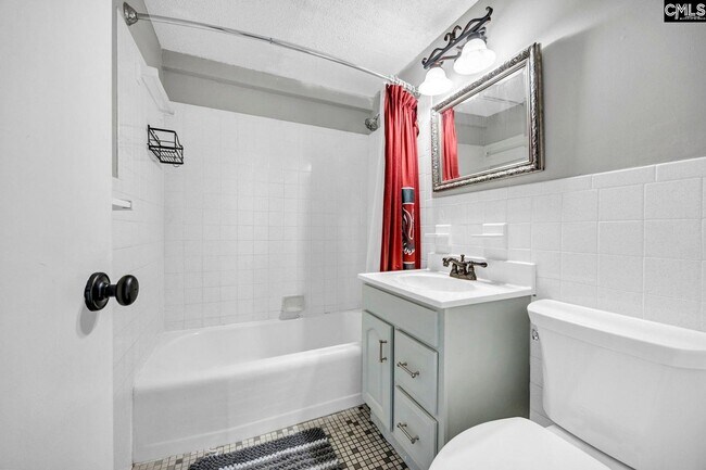 Foto del edificio - 1520 Senate St