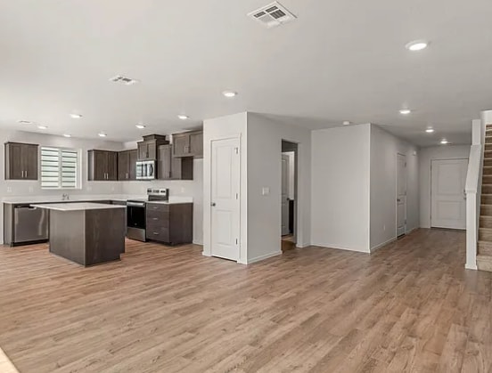 Building Photo - 2629 Meadows Ln