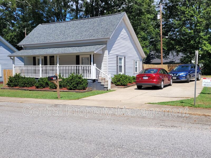 Primary Photo - 100 4th St