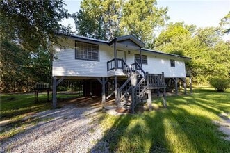 Building Photo - 29216 Dinkins Dr