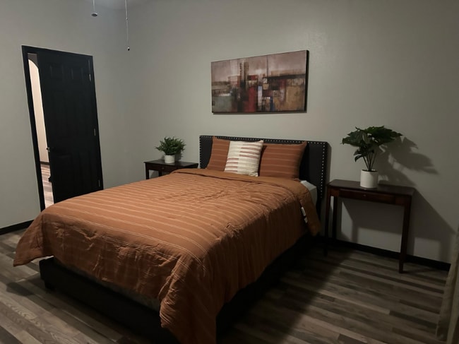 Foto del edificio - 1806 Superior Ct