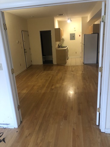 Building Photo - 254 Bloomfield Ave