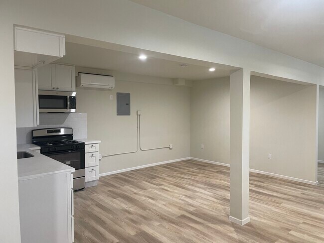 Foto del edificio - 1760-1766 Malcolm Ave