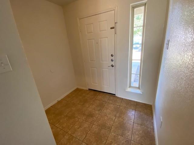 Building Photo - 10608 Many Oaks Dr