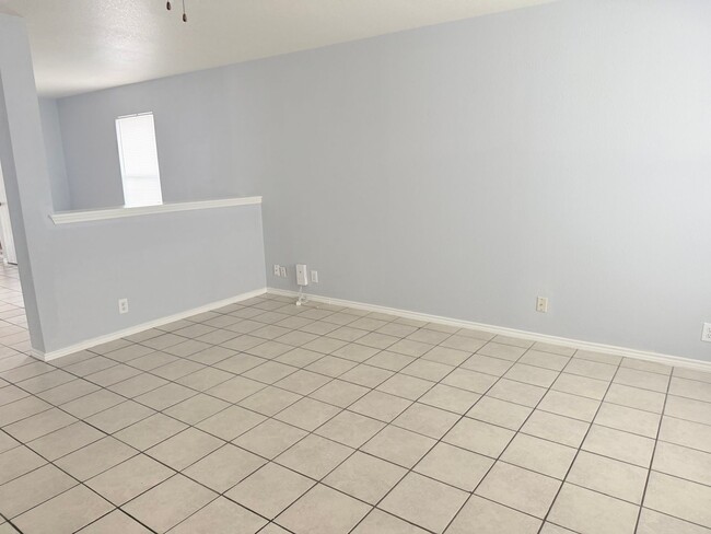 Foto del edificio - 10607 Shaenview