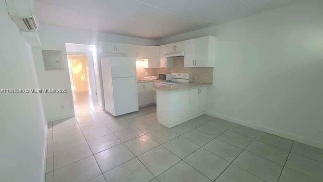 Foto del edificio - 3251 SW 44th St