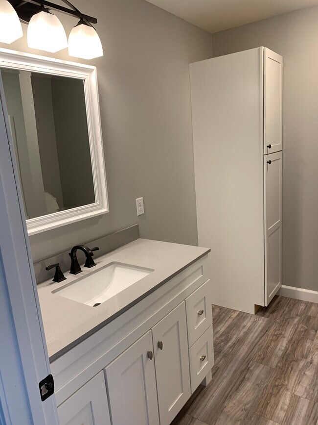 Foto del edificio - 3383 W 3nd